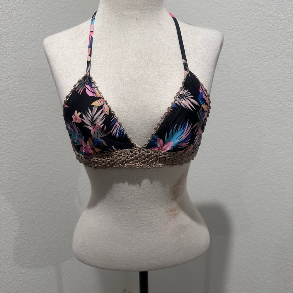 Floral Crochet-Trim Triangle Bikini Top — Black with Pink & Blue Accents